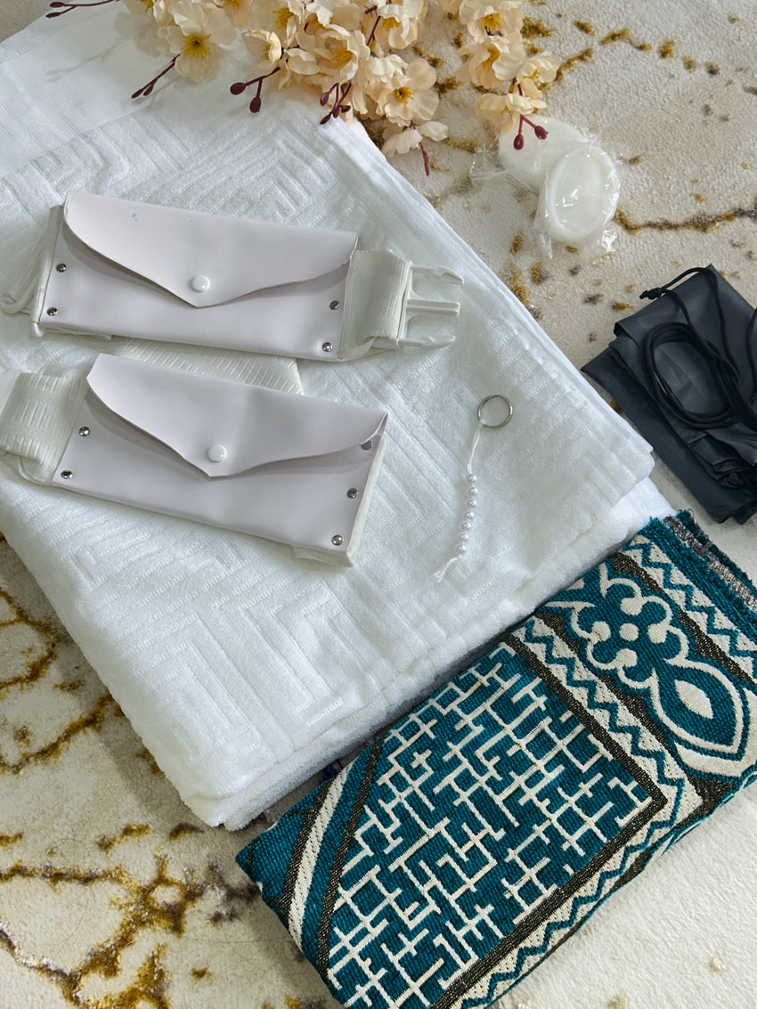 Premium Ihram Kit for Hajj & Umrah – Towel Material with Belt, Janemaz, 7 Tasbih, Soap & Shoe Bag